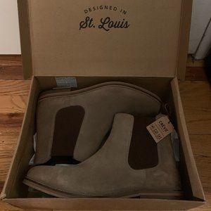 Crevo - Wendall Chelsea Boot (Suede, Steel Color)